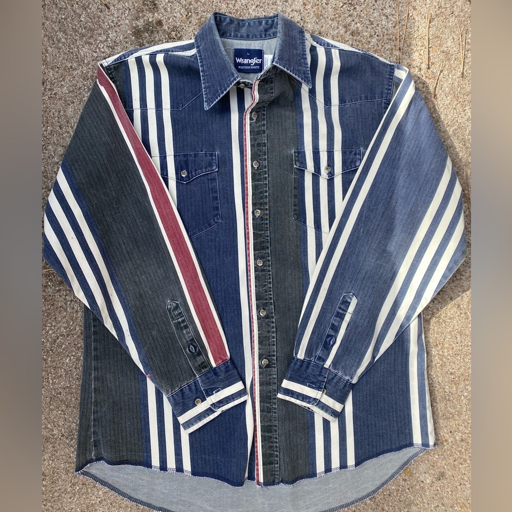 Men’s Wrangler denim button down